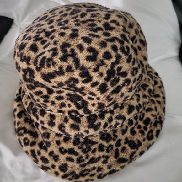 Leopard hat - Picture 2 of 7